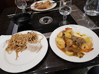 Plats et boissons du Restaurant asiatique Delices Wok Chambly - n°9