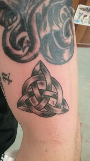 Explore easy to draw tattoo ideas, creative tattoo ideas in Little Rock, available at THE ORIGINAL ARCH STREET TATTOO COMPANY EST.2014 FBAARON DALE STINSON