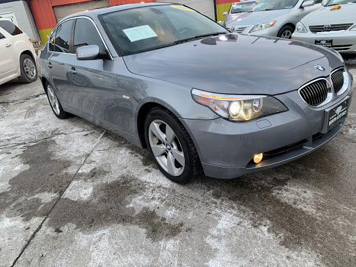 Used Car Dealer «DIAMOND AUTO SALES AND SERVICES 2016», reviews and photos, 1801 W Forest Home Ave, Milwaukee, WI 53204, USA