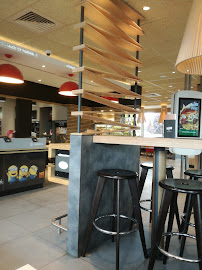 Atmosphère du Restauration rapide McDonald's à Barjouville - n°6