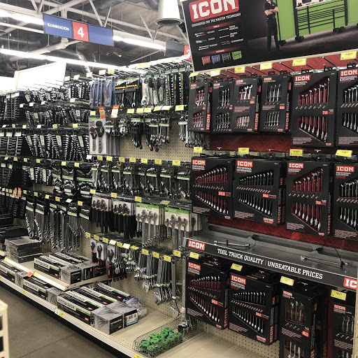 Hardware Store «Harbor Freight Tools», reviews and photos, 1349 N Blackstone Ave, Fresno, CA 93703, USA