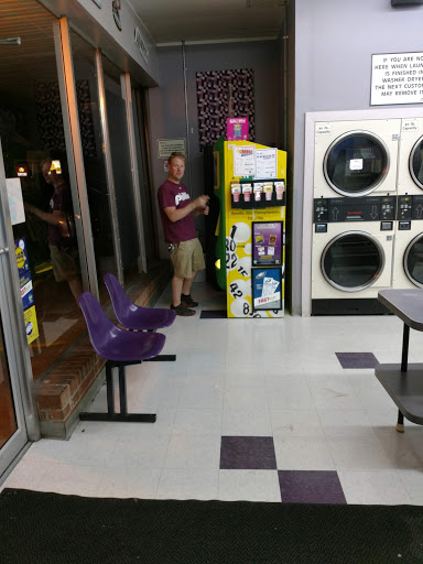 Laundromat «Around the Clock Laundry», reviews and photos, 3990 Jonestown Rd, Harrisburg, PA 17109, USA