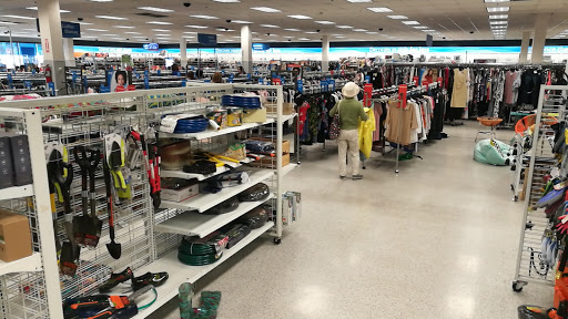 Clothing Store «Ross Dress for Less», reviews and photos, 4032 Grand Ave, Chino, CA 91710, USA