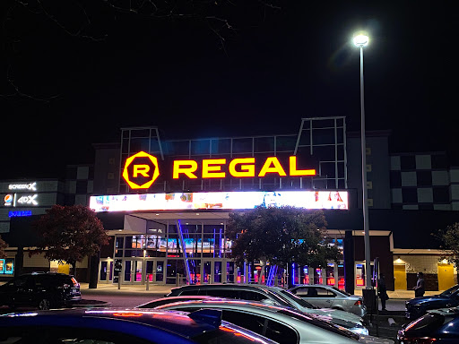 Movie Theater «Regal Cinemas Warrington Crossing 22 & IMAX», reviews and photos, 140 Easton Rd, Warrington, PA 18976, USA