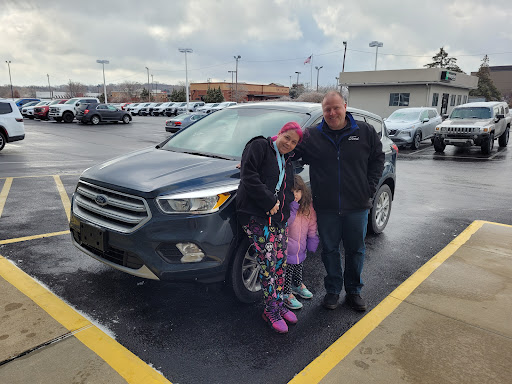 Used Car Dealer «Montrose Ford in Fairlawn», reviews and photos, 3960 Medina Rd, Fairlawn, OH 44333, USA