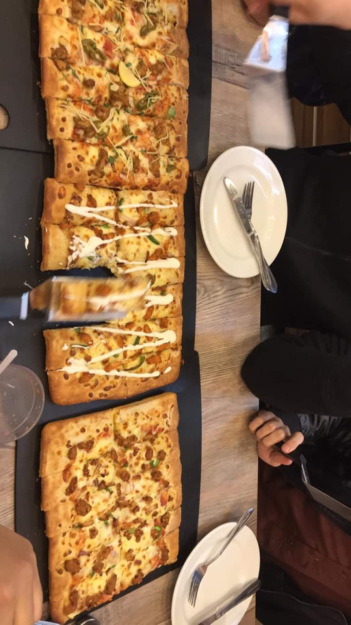 Pizza Hut Gulshan-e-Iqbal