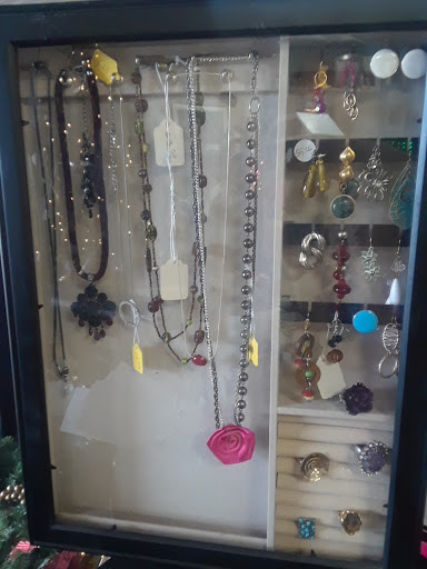 Thrift Store «ReNew ReSale», reviews and photos, 6700 Main St #130, The Colony, TX 75056, USA