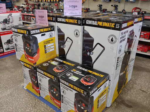 Hardware Store «Harbor Freight Tools», reviews and photos, 30990 US Hwy 19 N, Palm Harbor, FL 34684, USA