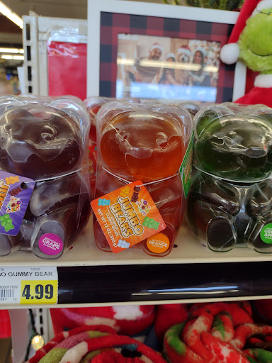 Grocery Store «Safeway», reviews and photos, 401 E Columbia River Hwy, Clatskanie, OR 97016, USA