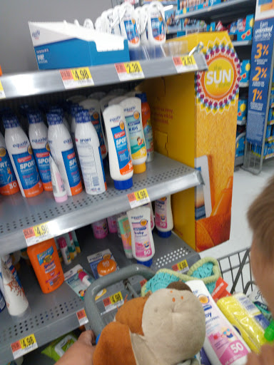 Discount Store «Walmart», reviews and photos, 254 Lowell Rd, Hudson, NH 03051, USA