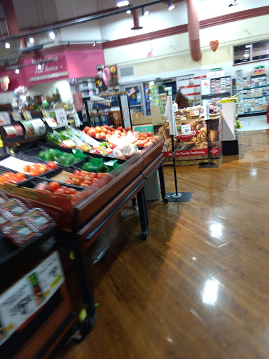 Grocery Store «ShopRite», reviews and photos, 2102-2130 N 2nd St, Millville, NJ 08332, USA