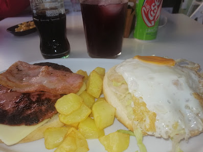 Cervecería Currito Av. Cristo de la Misericordia, 20, 41309 La Rinconada, Sevilla, España
