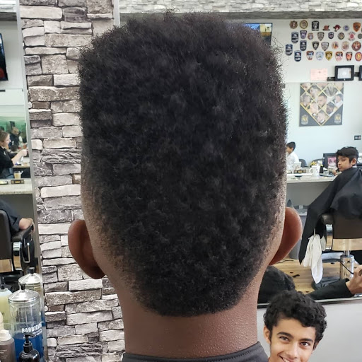 Barber Shop «K&S Barber Shop», reviews and photos, 77 E Jericho Turnpike, Mineola, NY 11501, USA