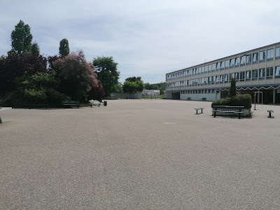 Collège Enseignement Secondaire Jean Mermoz à Marly