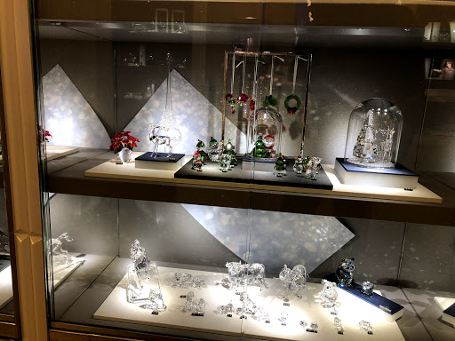 Jewelry Store «Swarovski», reviews and photos, 1421 Walnut St, Philadelphia, PA 19102, USA