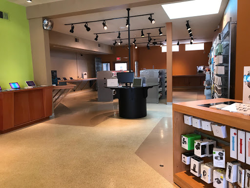 Computer Store «Simply Mac - Apple Premier Partner», reviews and photos, 128 Breckenridge Ln, Louisville, KY 40207, USA