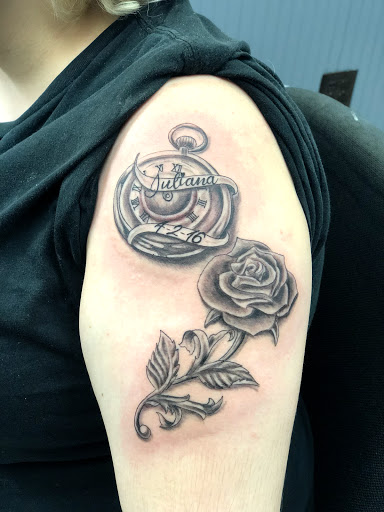 Tattoo Shop «Full Moon Tattoo», reviews and photos, 98 Lockwood Ave, Yonkers, NY 10701, USA