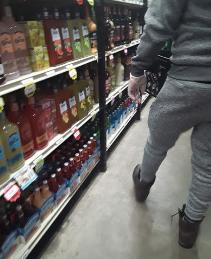 Liquor Store «Bourbon Street Wine & Spirits», reviews and photos, 1217 US-22, Stewartsville, NJ 08886, USA