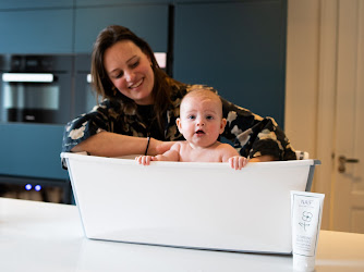 Tiny Library office - Baby product rental