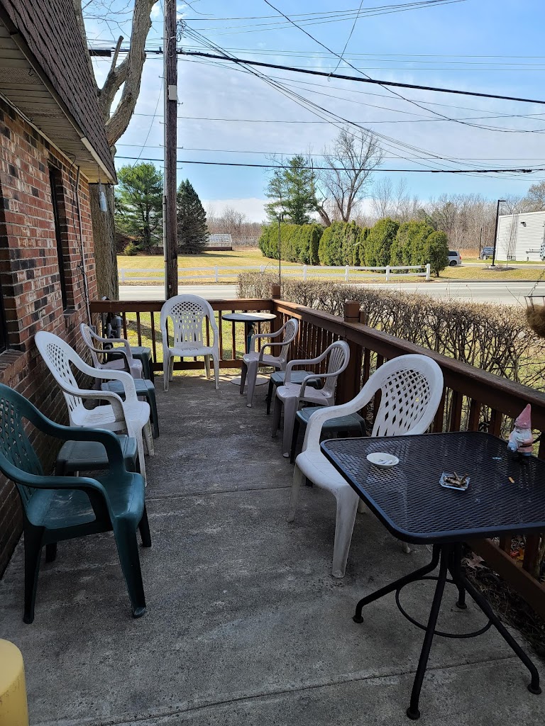Dee Dee's Tavern 12110