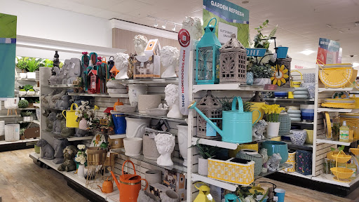 Department Store «HomeGoods», reviews and photos, 431 N Main St, East Longmeadow, MA 01028, USA