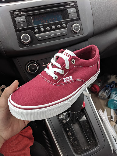 Shoe Store «Shoe Dept.», reviews and photos, 6635 Winchester Blvd, Canal Winchester, OH 43110, USA