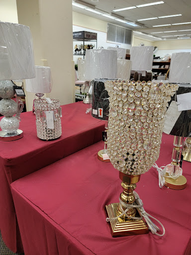 Clothing Store «Burlington Coat Factory», reviews and photos, 4801 McKnight Rd #42, Pittsburgh, PA 15237, USA