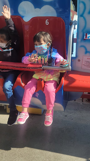 Shopping Mall «Looney Tunes Mall - Six Flags Over Texas», reviews and photos, 2201 E Road to Six Flags St, Arlington, TX 76011, USA