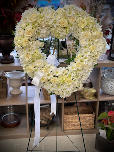 Florist «Vienna Florist & Gifts», reviews and photos, 431 Maple Ave W, Vienna, VA 22180, USA