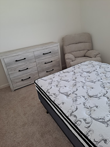 Furniture Wholesaler «The Original Discount Furniture», reviews and photos, 2822 US-1, Fort Pierce, FL 34982, USA