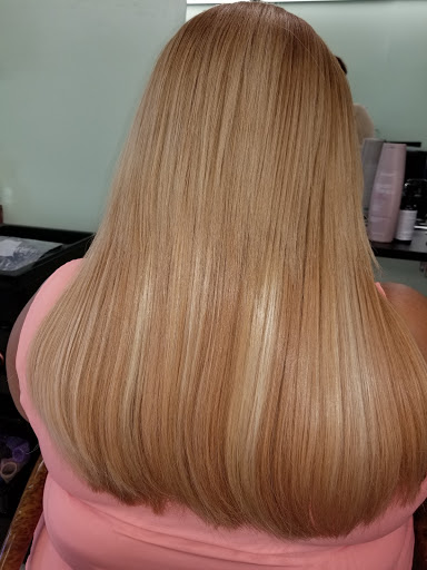 Beauty Salon «Creations Beauty Salon», reviews and photos, 4021 Washington St, Roslindale, MA 02131, USA