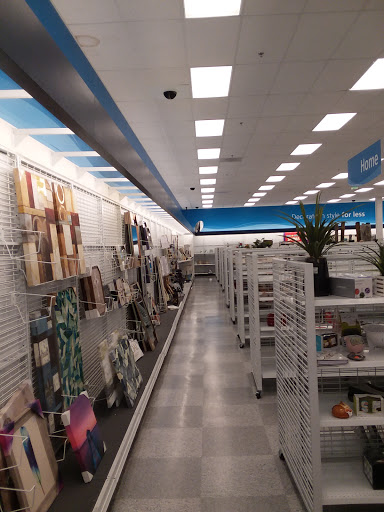 Clothing Store «Ross Dress for Less», reviews and photos, 15301 Manchester Rd, Ballwin, MO 63011, USA