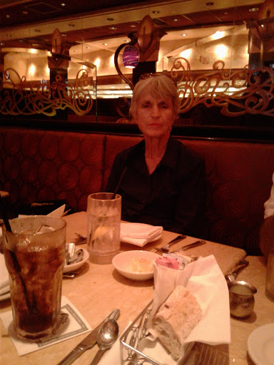 Restaurant «The Cheesecake Factory», reviews and photos, 2402 East Camelback, Phoenix, AZ 85016, USA