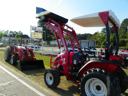 Agricultural machinery manufacturer Fayetteville