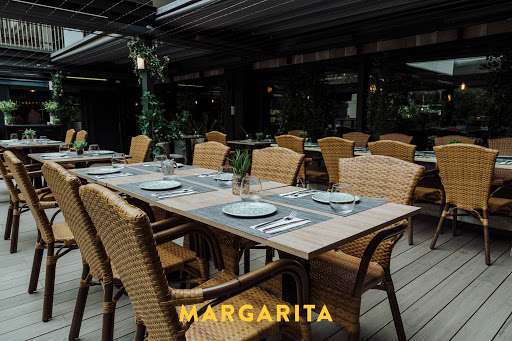 Restaurante Terraza Margarita I Tardeo y Cenas en Madrid en Madrid