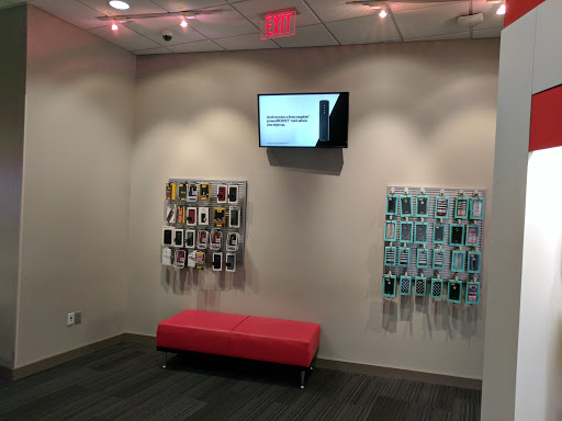 Cell Phone Store «Verizon», reviews and photos, 7000 Hadley Rd, South Plainfield, NJ 07080, USA