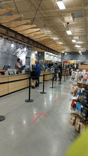 Camping Store «REI», reviews and photos, 735 NW Gilman Blvd, Issaquah, WA 98027, USA