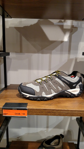 Outdoor Sports Store «Field & Stream», reviews and photos, 1510 Polaris Pkwy B, Columbus, OH 43240, USA