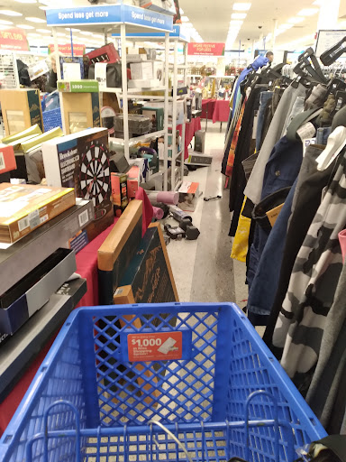 Clothing Store «Ross Dress for Less», reviews and photos, 1416 Towne Square Blvd NW, Roanoke, VA 24012, USA