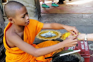 Angkor Tour Guide And Transportation image