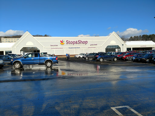 Grocery Store «Super Stop & Shop», reviews and photos, 1391 Main St, Willimantic, CT 06226, USA