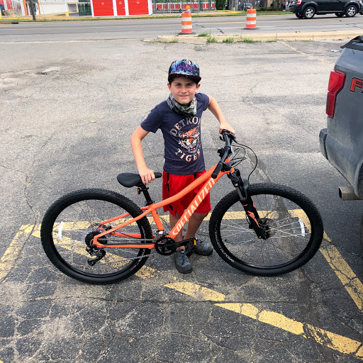 Bicycle Repair Shop «Cycletherapy Bicycles», reviews and photos, 3545 Elizabeth Lake Rd, Waterford Twp, MI 48328, USA