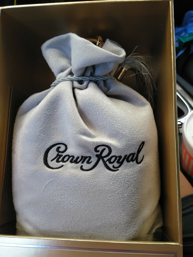 Liquor Store «Discount Liquor Store», reviews and photos, 2907 Irving Blvd, Dallas, TX 75247, USA