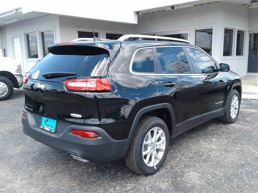 Car Dealer «Yaklin Chrysler Dodge Jeep RAM», reviews and photos, 1550 W Kingsbury St, Seguin, TX 78155, USA