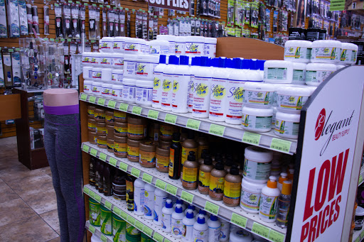 Beauty Supply Store «Elegant Beauty Supplies Superstores», reviews and photos, 14610 NE 6th Ave #5, North Miami, FL 33161, USA