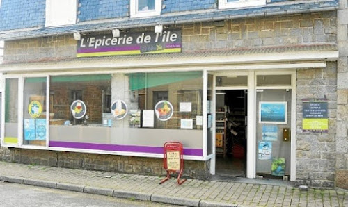 Epicerie à Pleumeur-Bodou