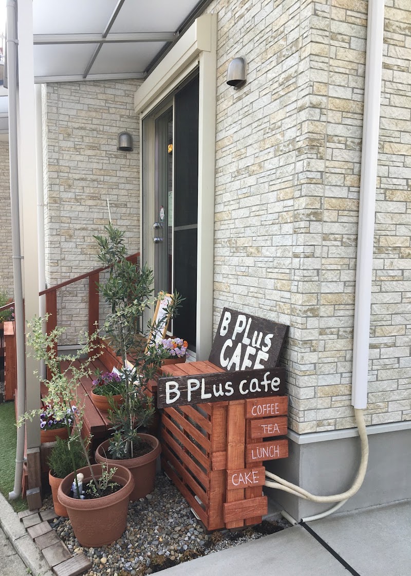 B PLus cafe