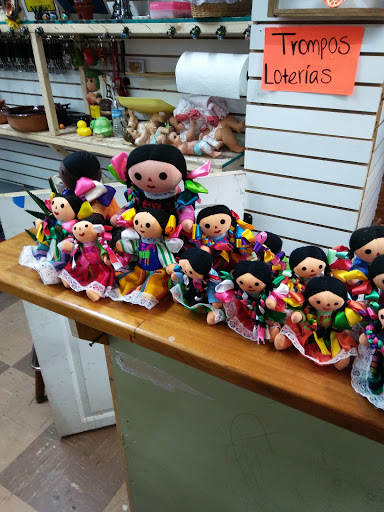 Flea Market «Fox Valley Flea Market», reviews and photos, 840 N State St, Elgin, IL 60123, USA