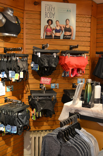 Running Store «Marathon Sports», reviews and photos, 1654 Massachusetts Ave, Cambridge, MA 02138, USA