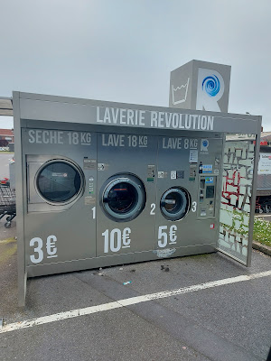 Laverie Revolution laundry à Coudekerque-Branche